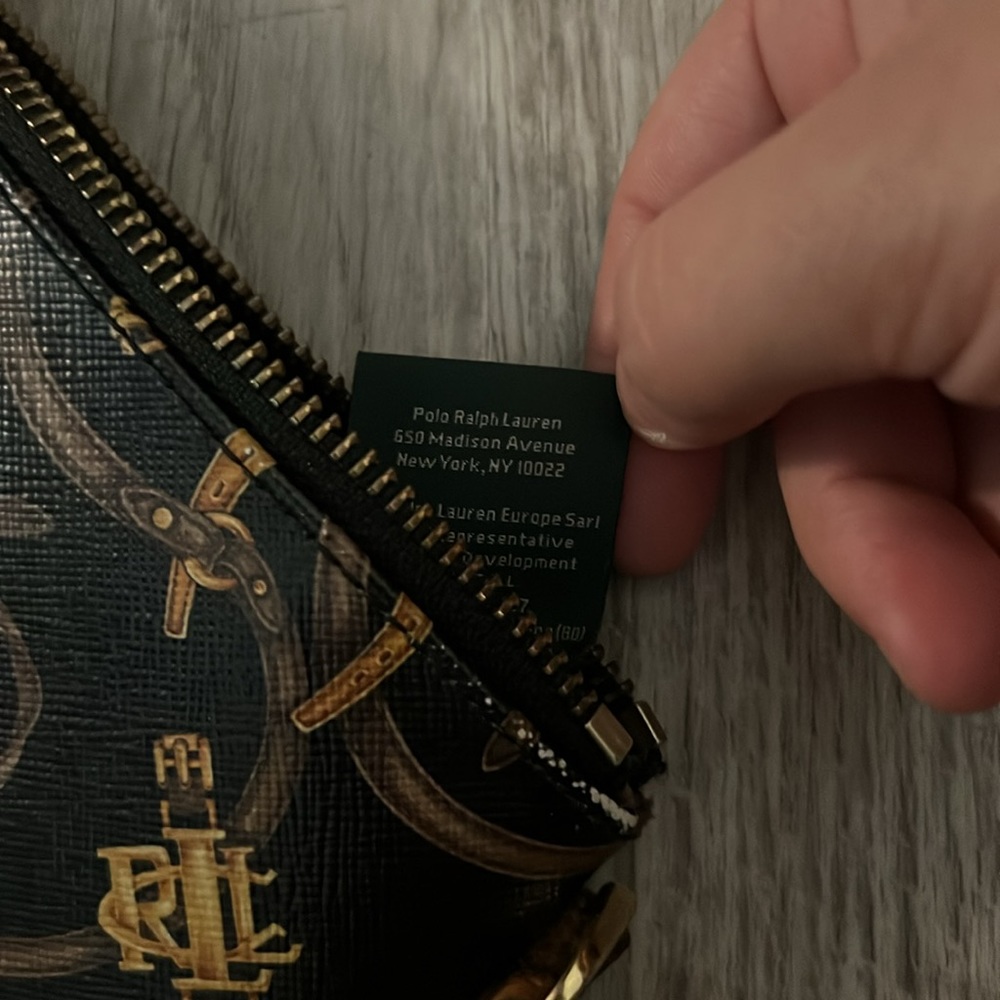 Used Ralph Lauren Wallet - Picture 2 of 3